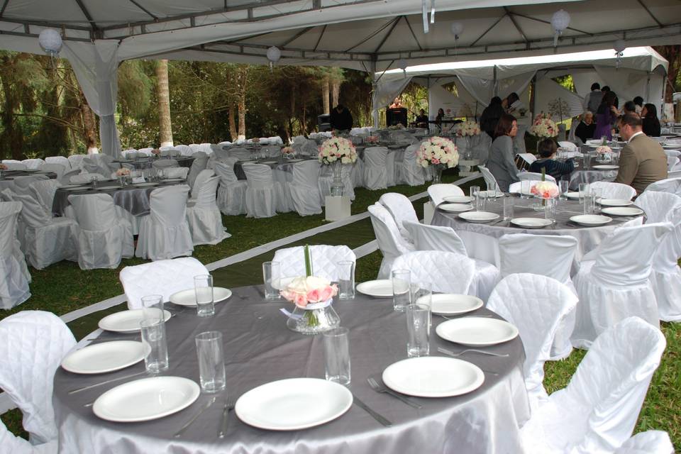 Casamento com tenda