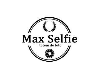 Max selfie logo