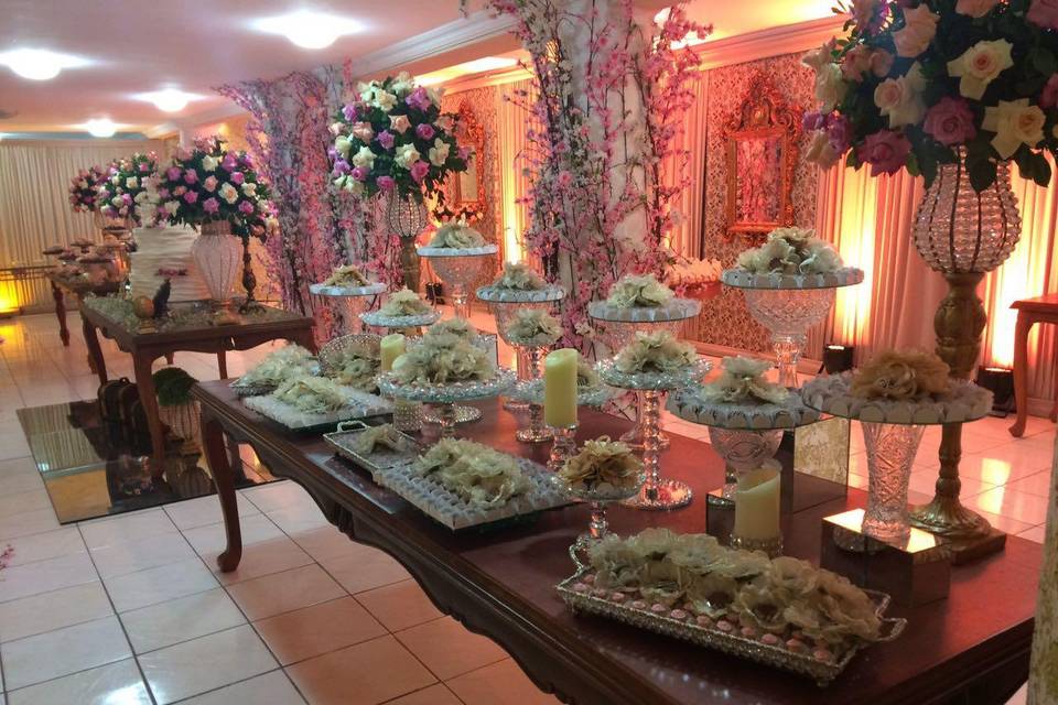 Lounge Buffet