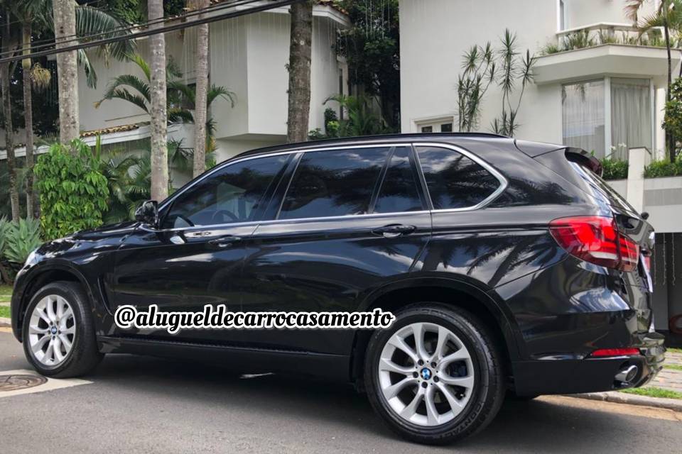 BMW X5 Blindada preta