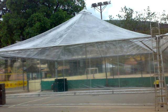 Tenda transparante