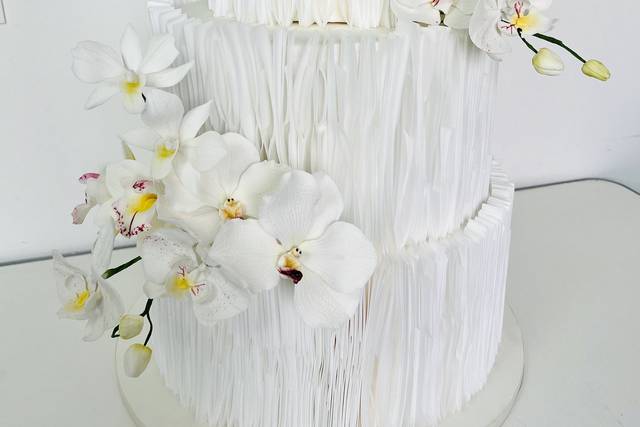 Bolo com flores de açúcar