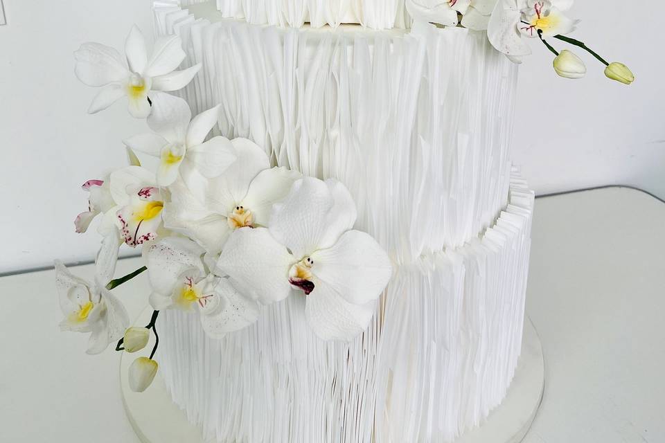 Bolo com flores de açúcar
