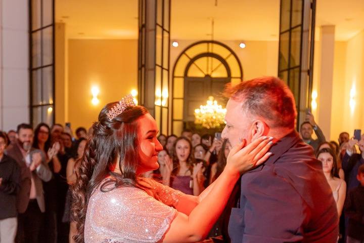 Valsa com o primeiro amor!