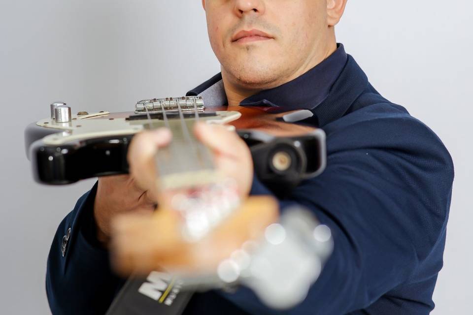 Paulo Barbosa – Baixo