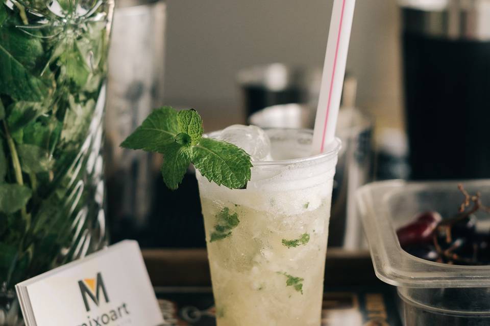 ABACAXI 4 DRINKS 0% ÁLCOOL