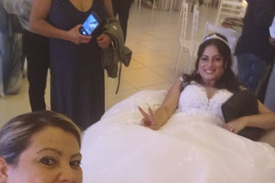 Heloisa Garza - Massagem na sua festa
