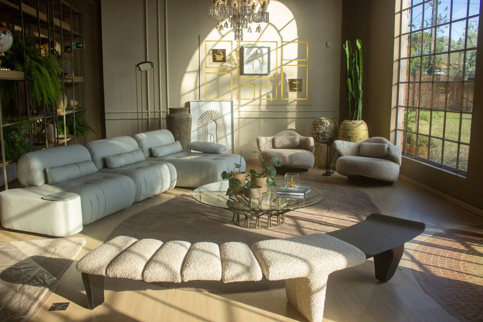 Elegant living
