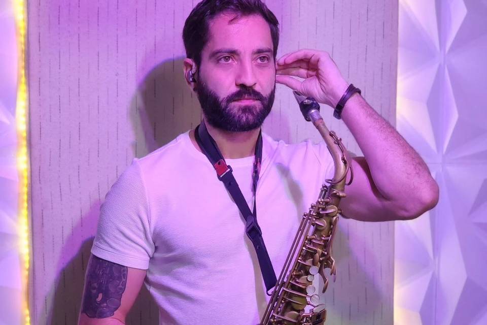 Miguel Oliveira Sax