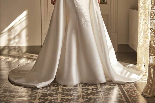 Nicole Milano by Pronovias