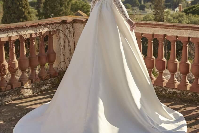 Nicole Milano by Pronovias