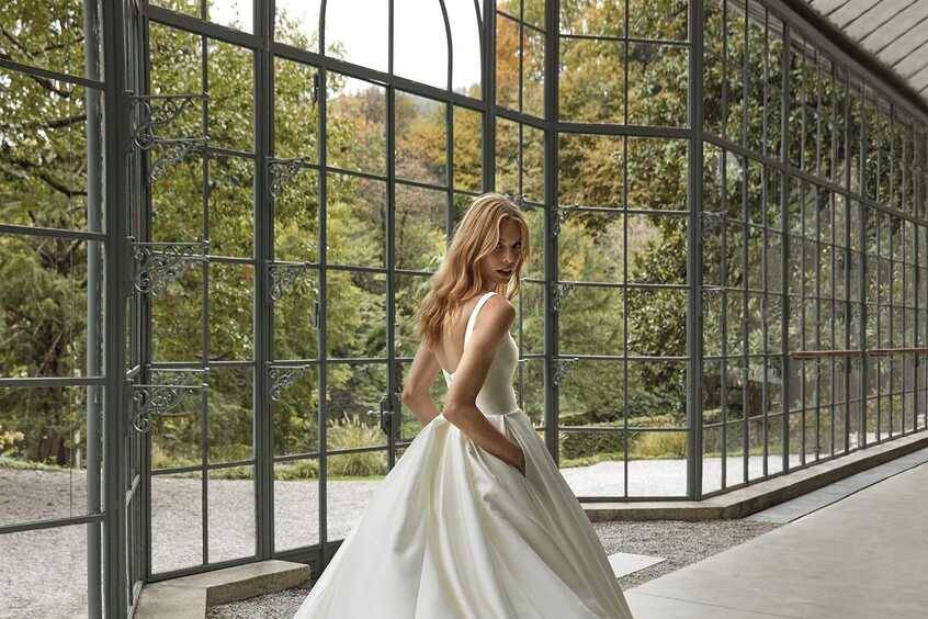 Nicole Milano by Pronovias