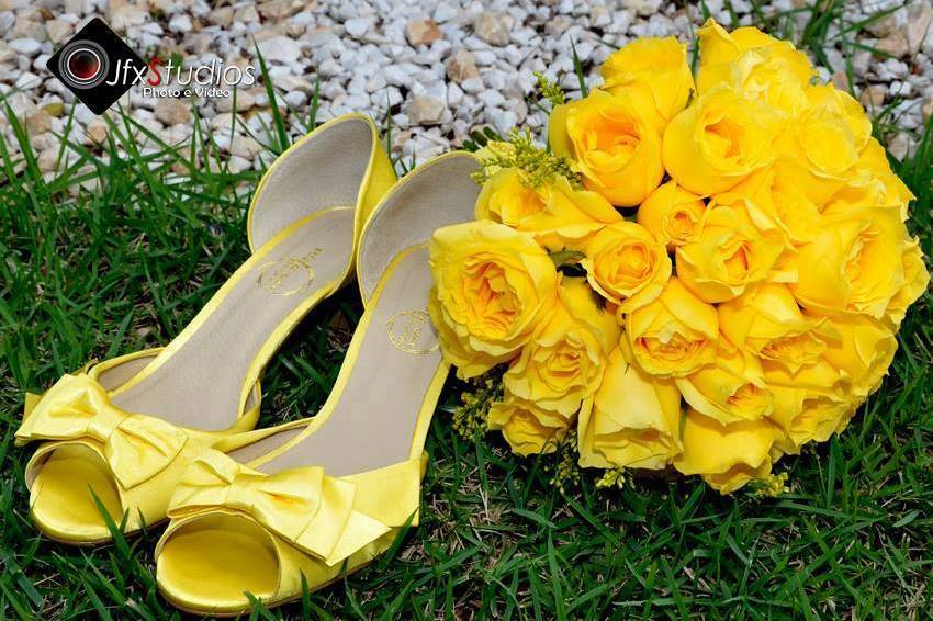 Cetim amarelo