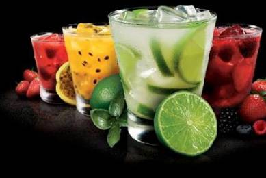 Monte sua festa e escolha suas caipirinhas