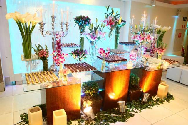 Decoração da Mesa do Bolo