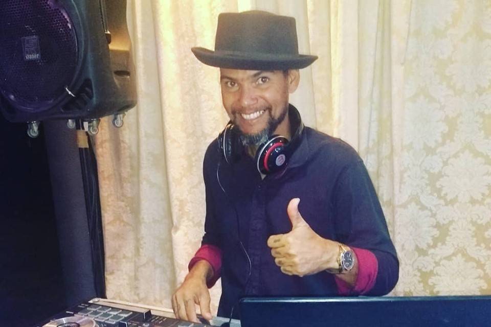DJ Alex Carvalho