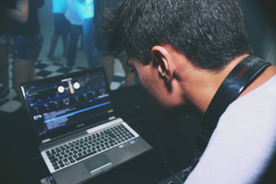 DJ Czar