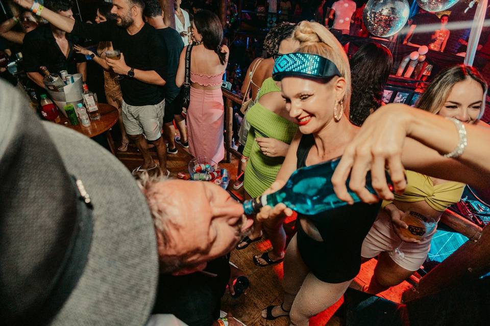 Crazy hour: tequileras