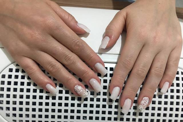 Viviane Martins - Nails designer