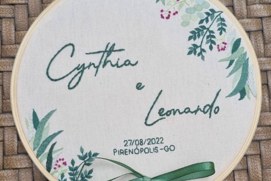 Bordado à mão