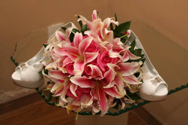 Complementos noivas e flores