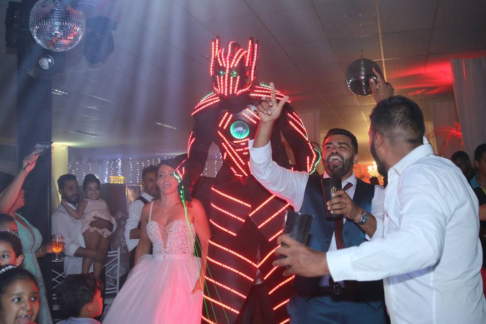 Mega robô de led