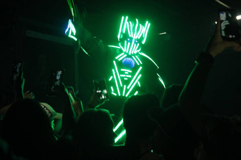 Mega Robô de Led