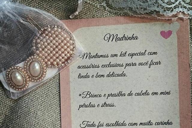 Papelaria criativa e brinde