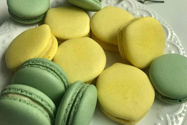 Adouce Macarons
