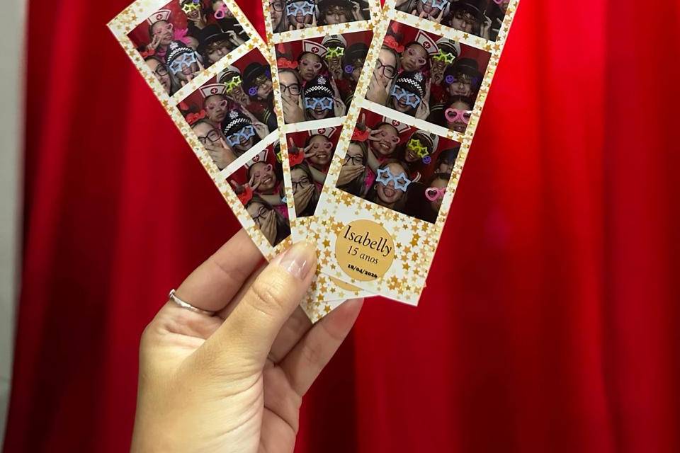 Tirinha de fotos com 3 poses