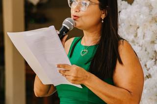 Carol Ribeiro- Celebrante