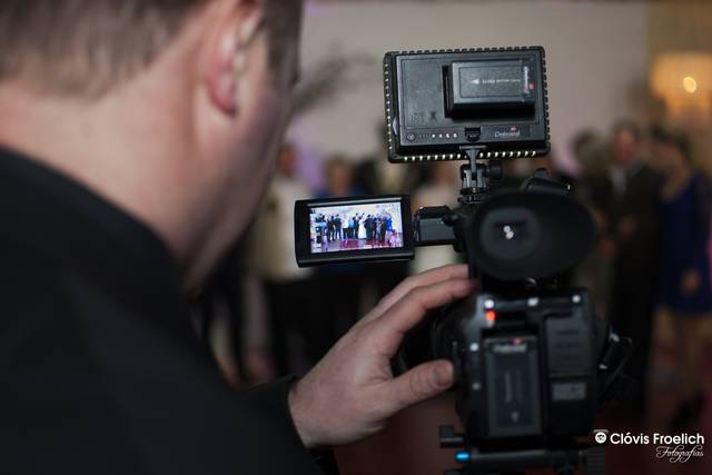 Profesional produtora de vídeo