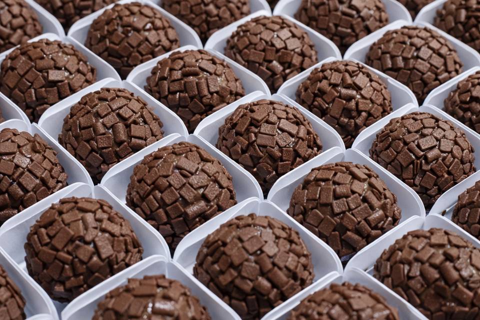 Brigadeiro com Granulé