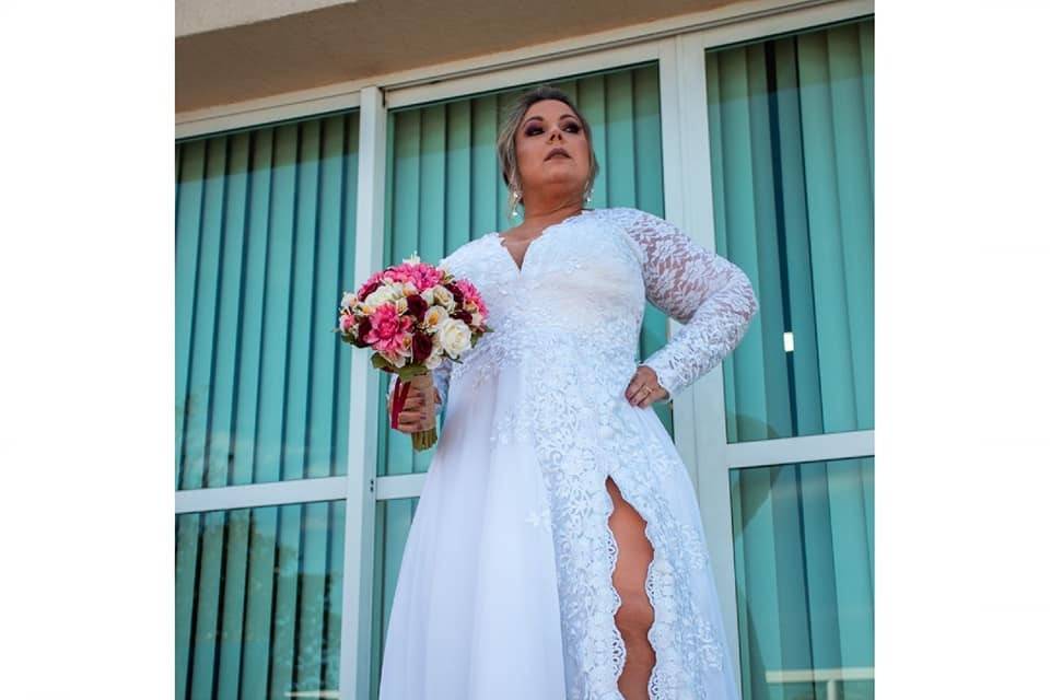 Vestido noiva com fenda