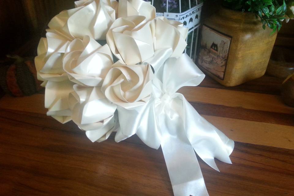 Buquê de rosas de origami