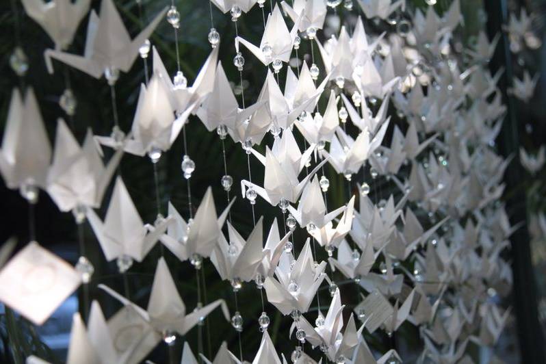 Cortina de tsurus de origami