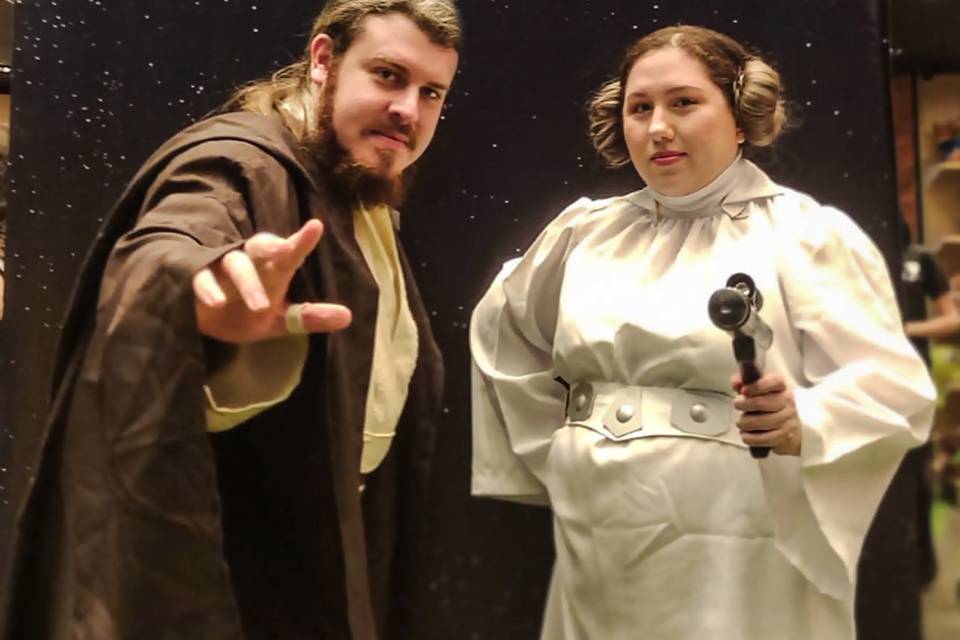 Cosplat Jedi e Léia