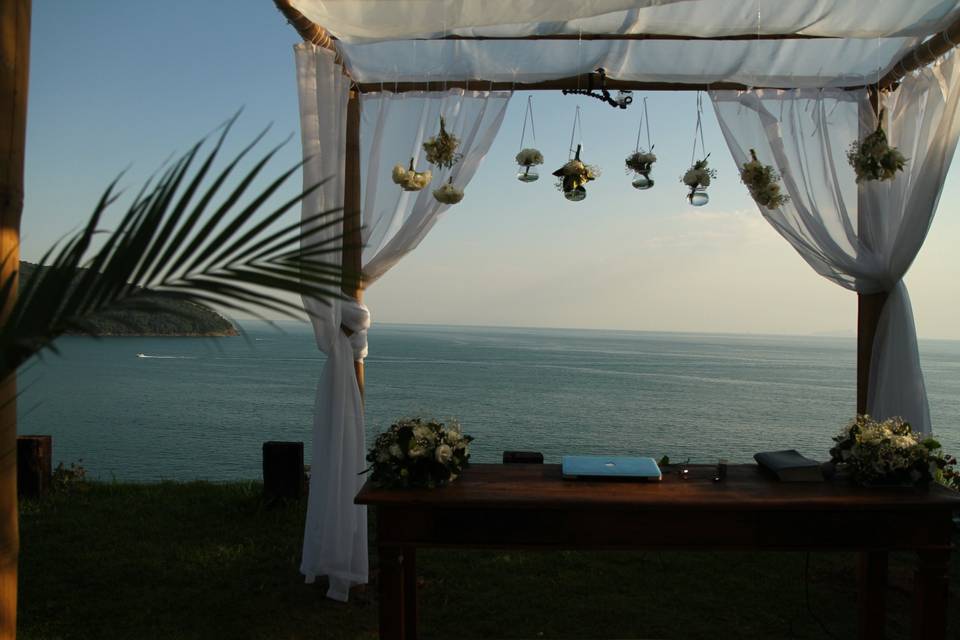 Altar...