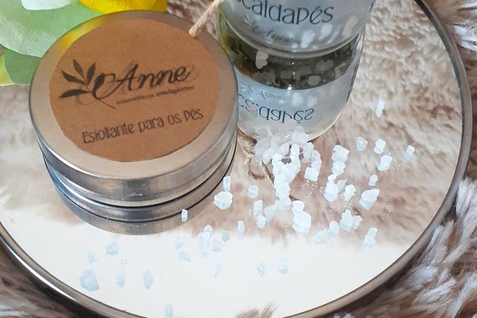 Escaldapés + esfoliante pés