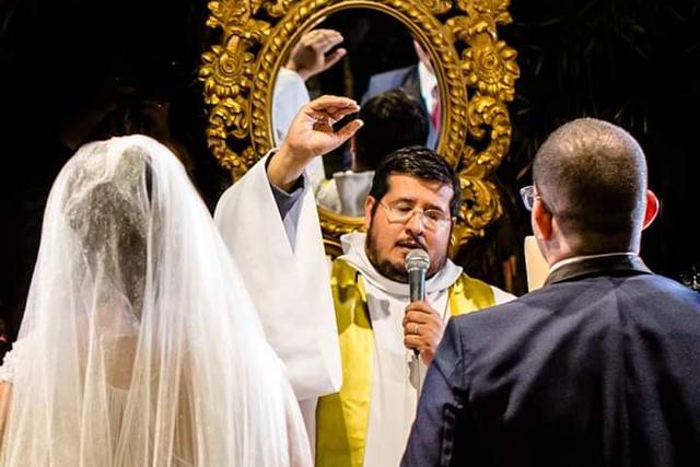 Padre celebrante