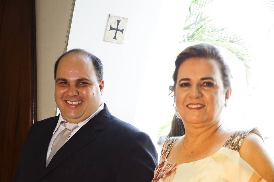 Noivo com a mãe