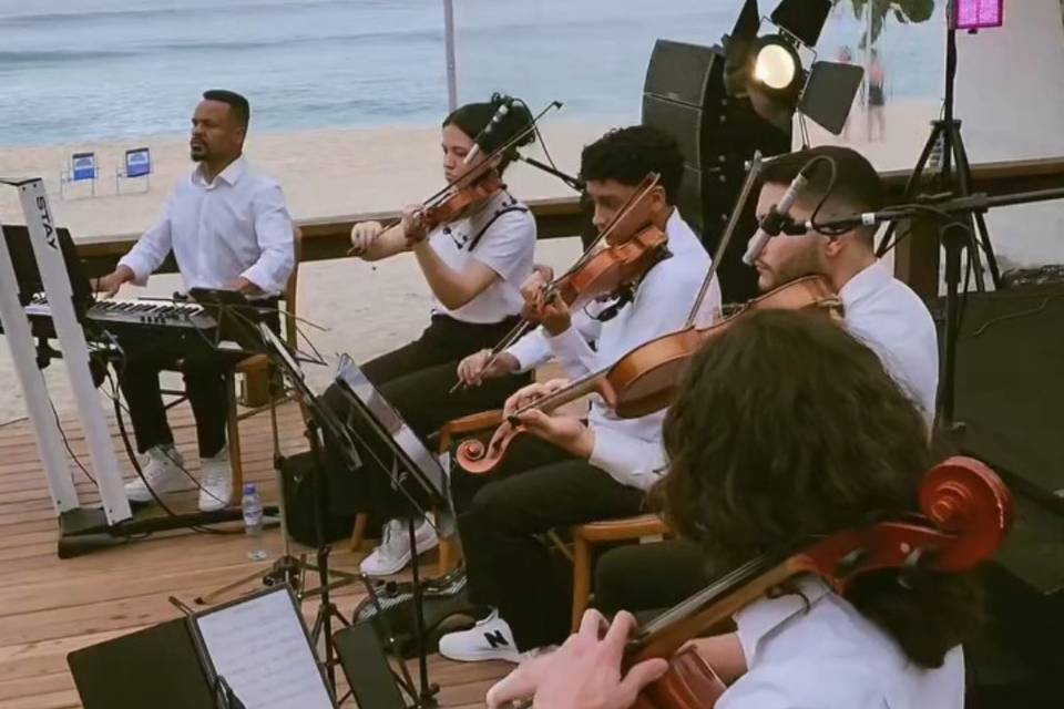 Quarteto de cordas em Maresias