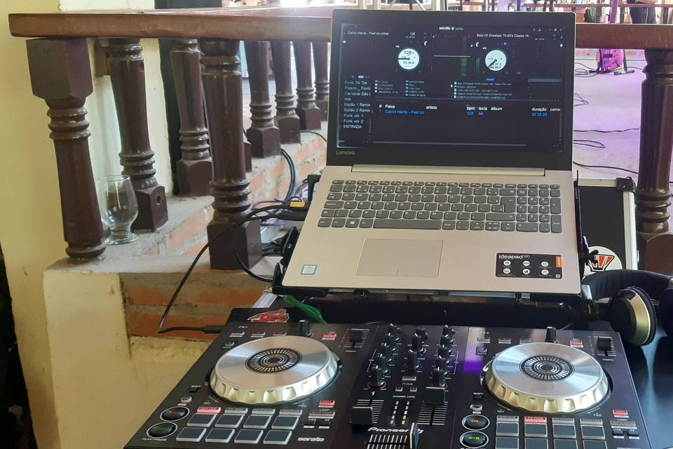 Dj e Banda