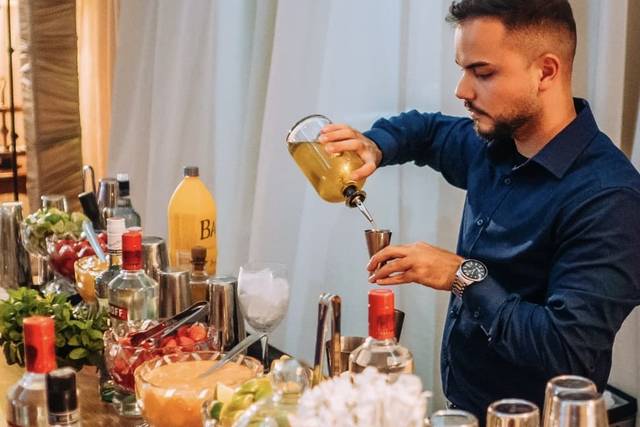 Vini Fernandes Bartender’s