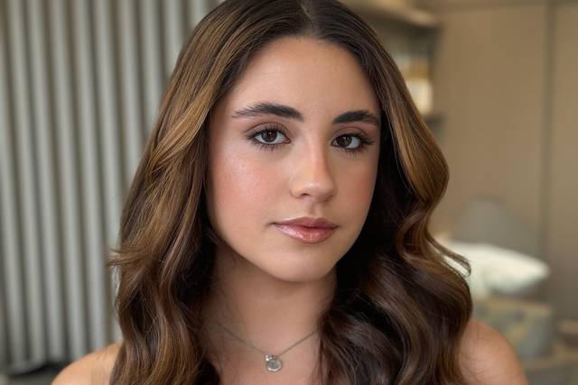 Fernanda Valgas Hair