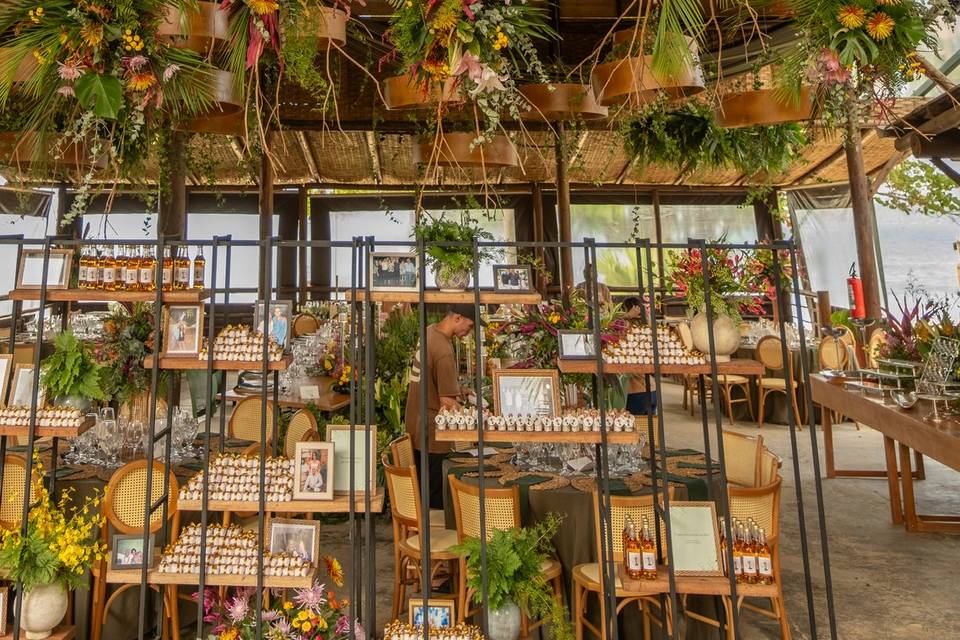 Decor Andrea Fleming