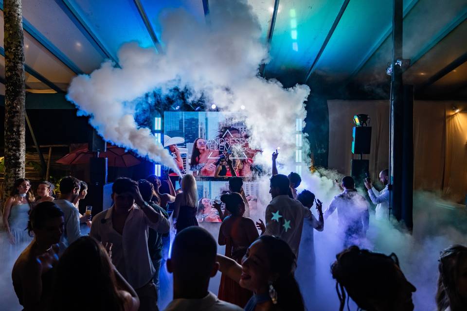 Dj Andressa Fleming