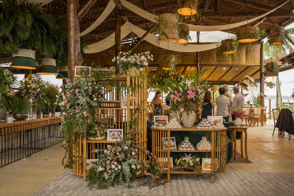 Andrea Fleming Decor