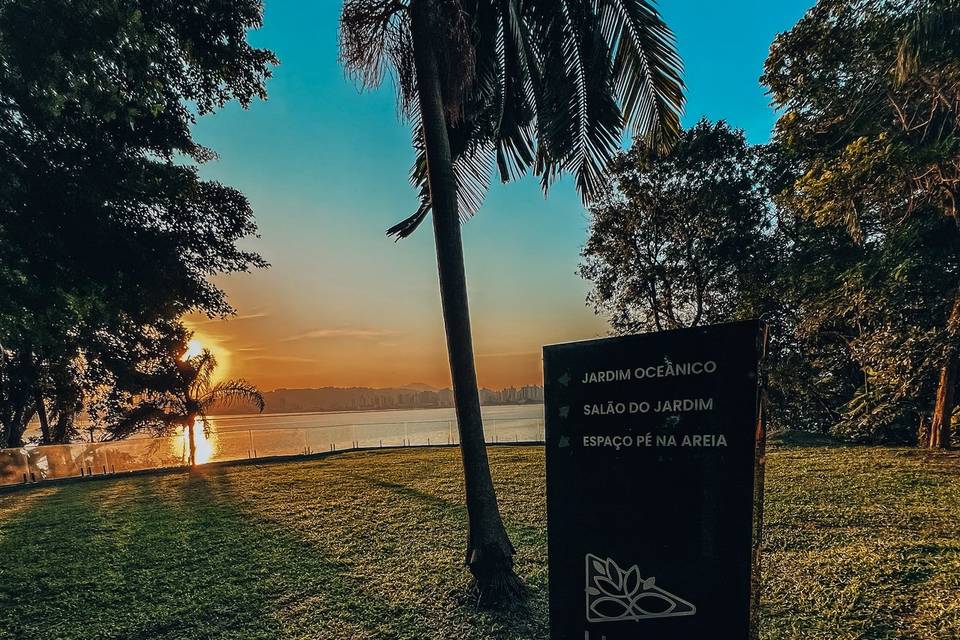 Por do Sol no Jardim Oceânico