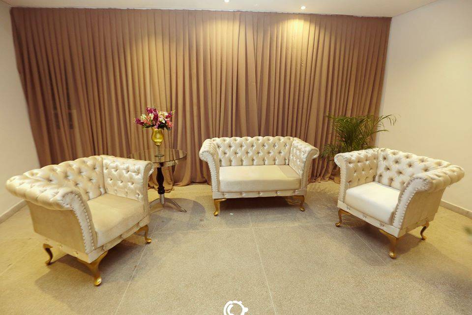 Lounge Sofá Capitonê